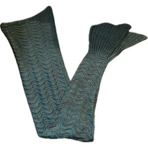 Hand-Knit Mermaid Tail Blanket